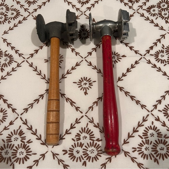 Set of TWO Vintage Butcher Mallets/Meat Tenderizers Red/Wood Handle Metal Heads - Picture 2 of 8